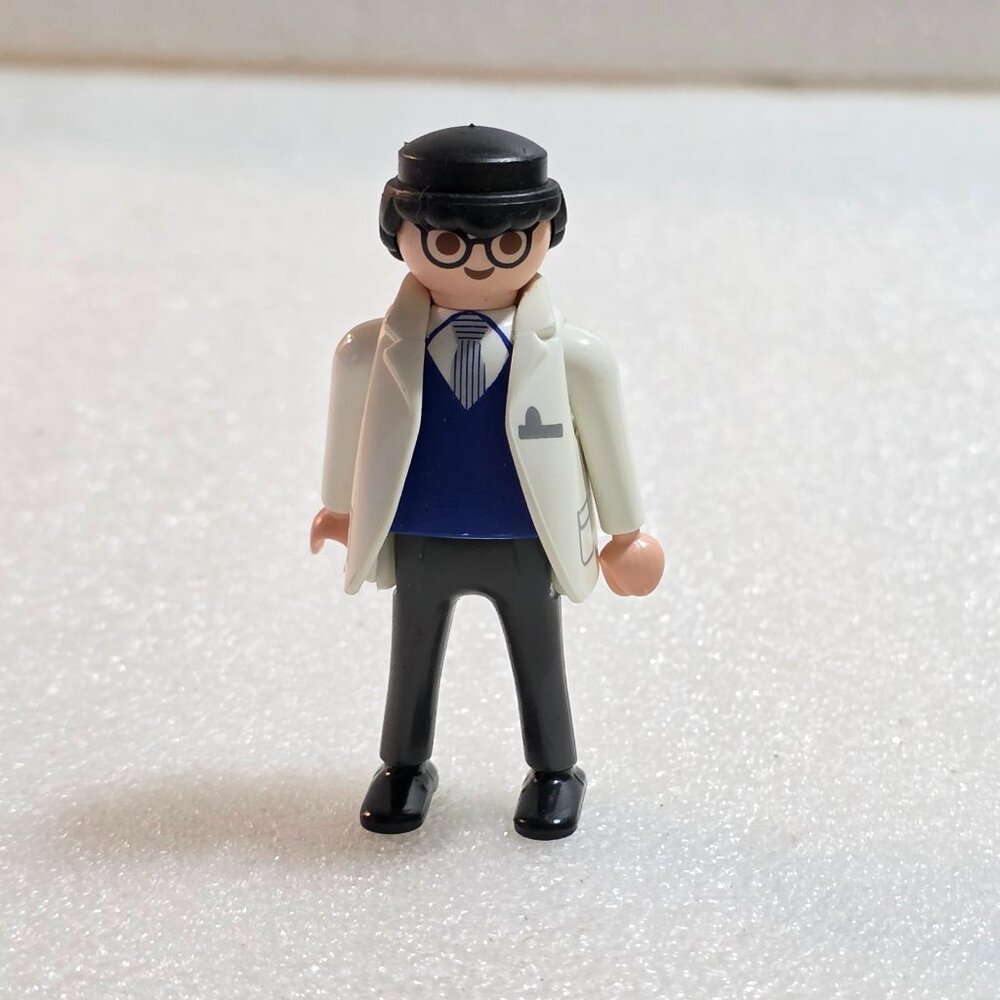 Playmobil Egon Spengler Ghostbusters Firehouse 9219 Replacement Figure‎ 3"